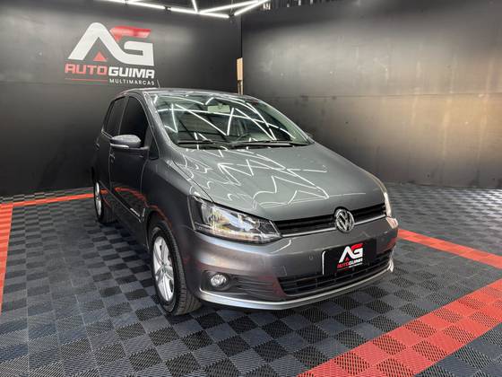 VOLKSWAGEN FOX 1.0 MPI COMFORTLINE 12V FLEX 4P MANUAL VOLKSWAGEN FOX 1.0 MPI COMFORTLINE 12V FLEX 4P MANUAL